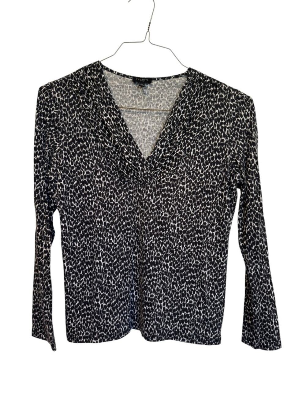 Talbots Petites Black & White Abstract Animal Print V-Neck Long Sleeve Top Small